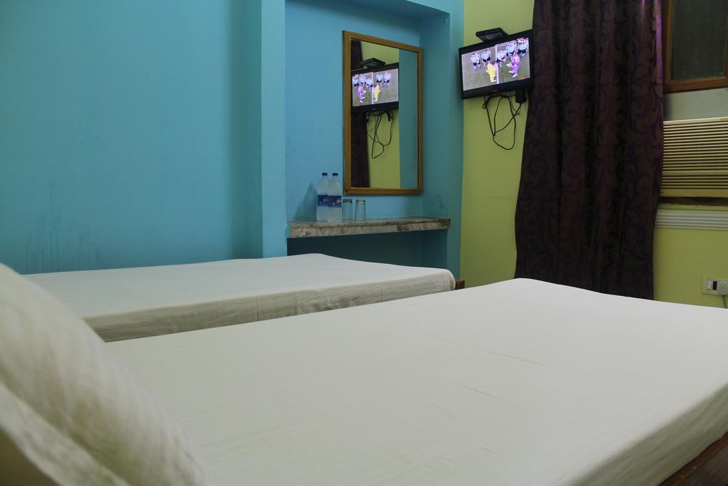 Anukul Guest House Bodh Gaya Exteriör bild